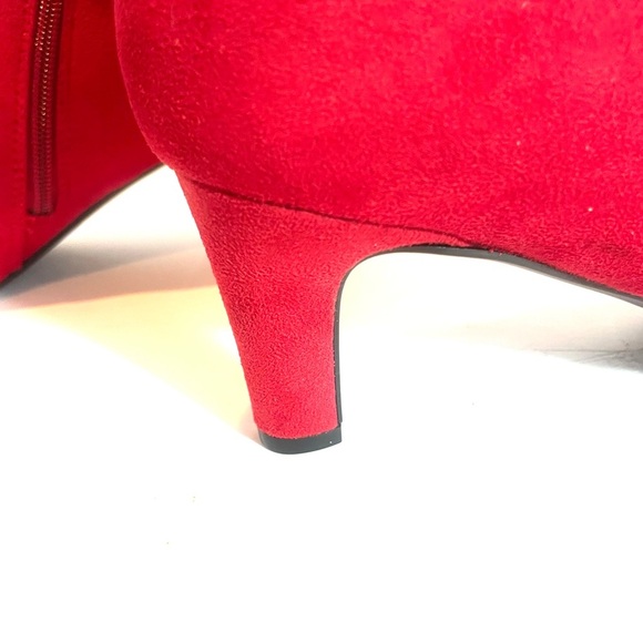 East 5th Red Ankle Booties with Heel, Side Zipper Closure, and Red Bow Size 11M - Picture 7 of 14